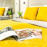 Elegant Apartment In The Heart Of Chelsea Sleeps 7