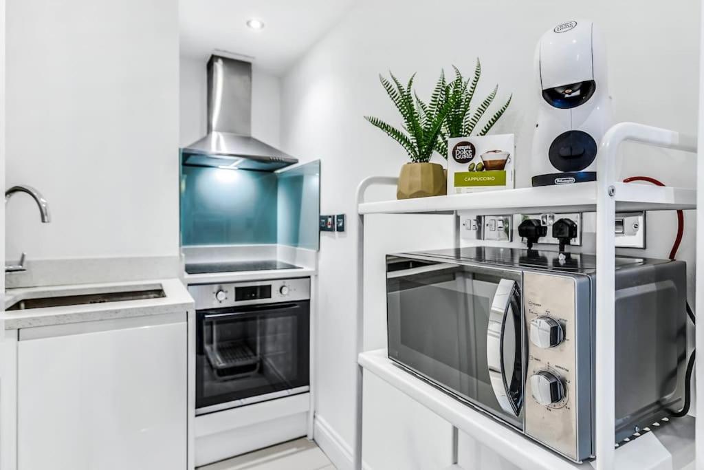 Elegant In The Heart Of Chelsea Sleeps 7