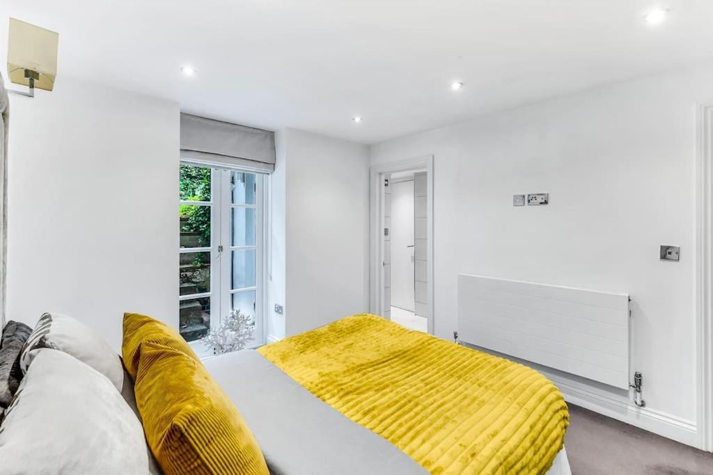 Elegant In The Heart Of Chelsea Sleeps 7 * Londra